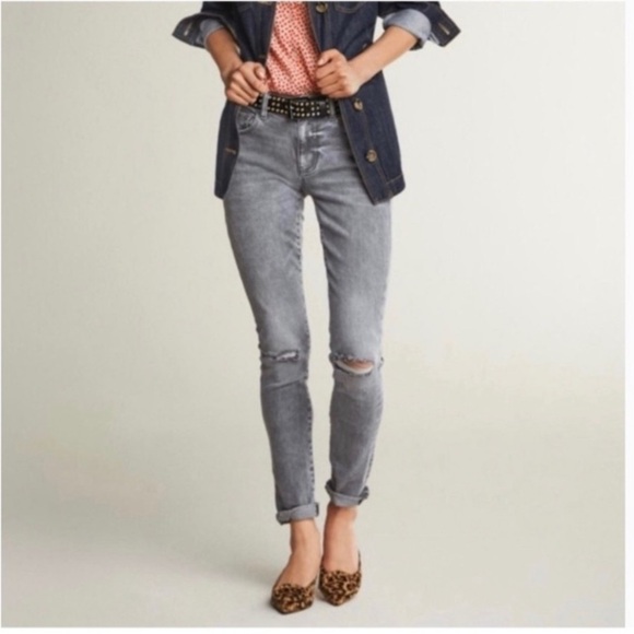 Cabi 4 High Skinny Jeans Gray and Distressed - Picture 3 of 13